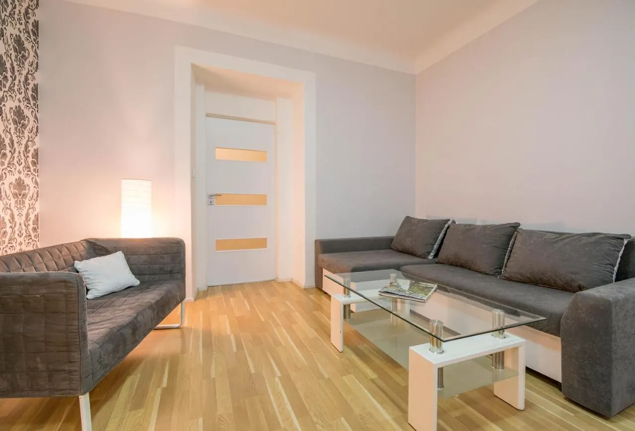 Chest Design Apartments Praga 0*,