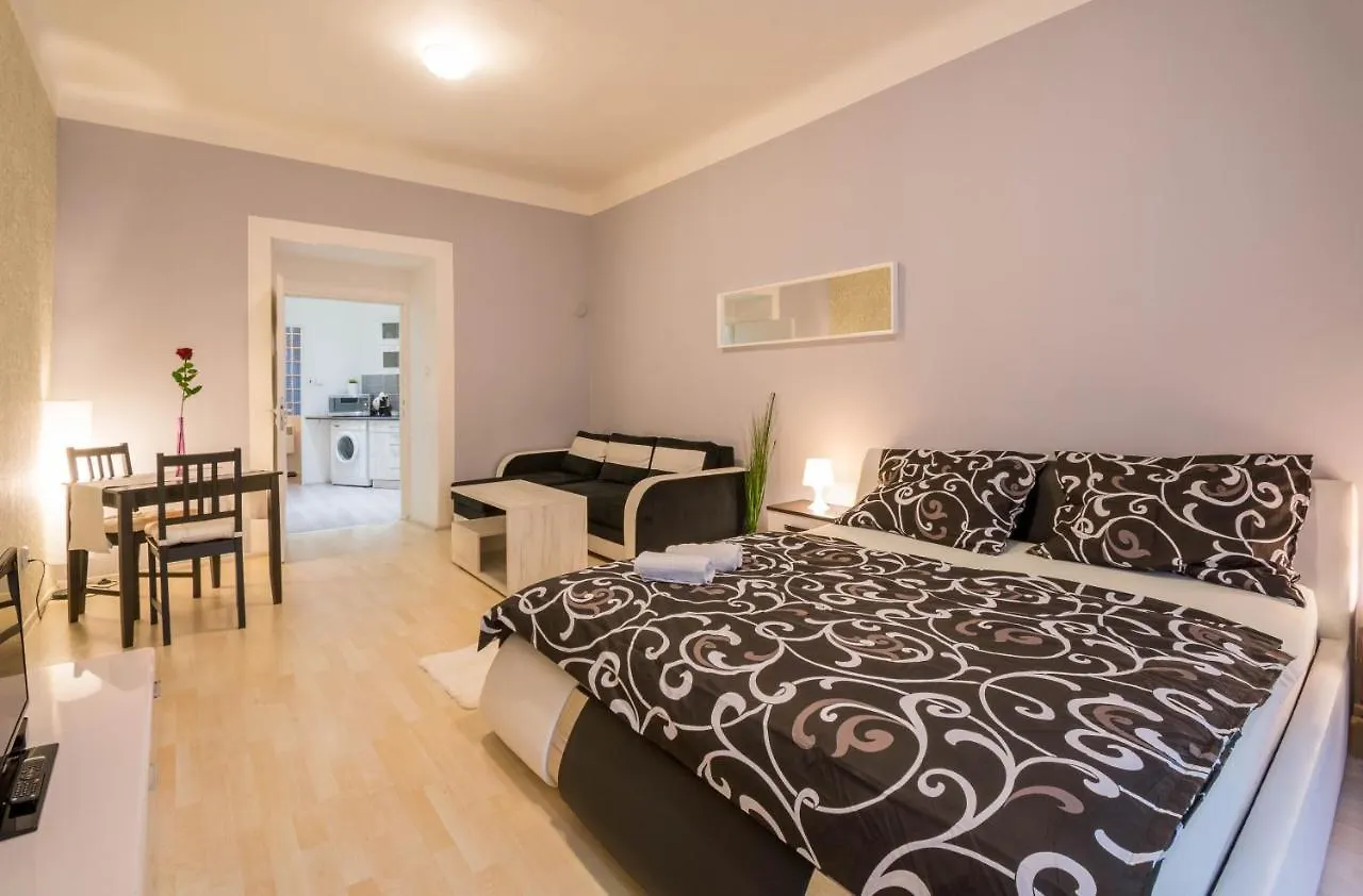 Chest Design Apartments Prag