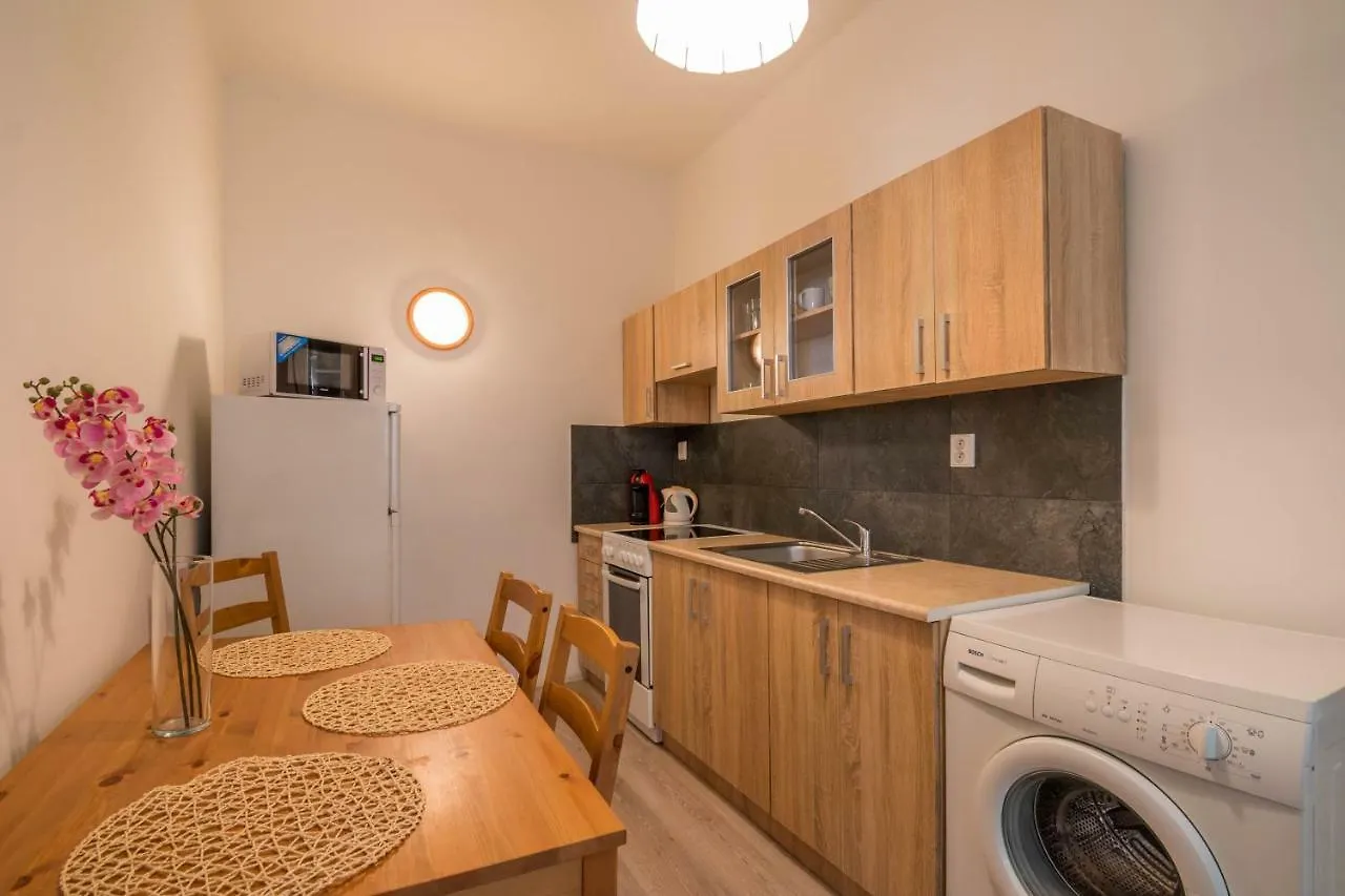 Chest Design Apartments Prag Tschechische Republik